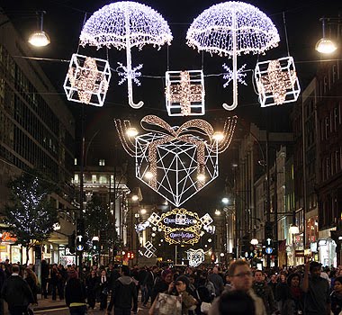 5 reasons why you must experience a winter christmas Christmas Street Lights: Public Space and Consumerism