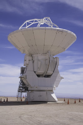 Primera antena para ALMA