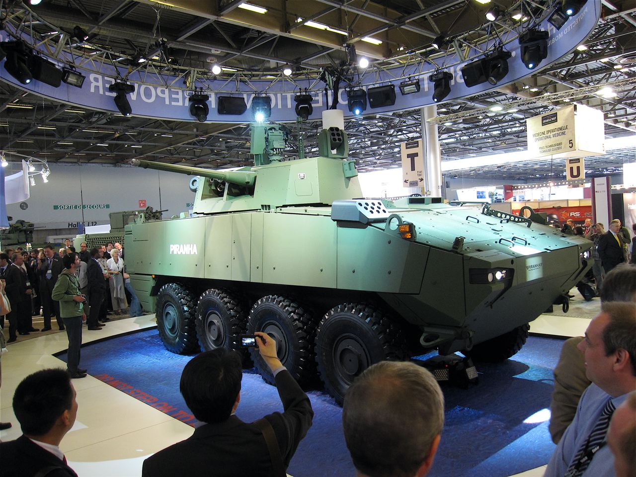 Alacrán (HA-500): General Dynamics Piranha 5