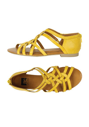 Chasing Davies: Shoe of the Day: Yellow Sandals
