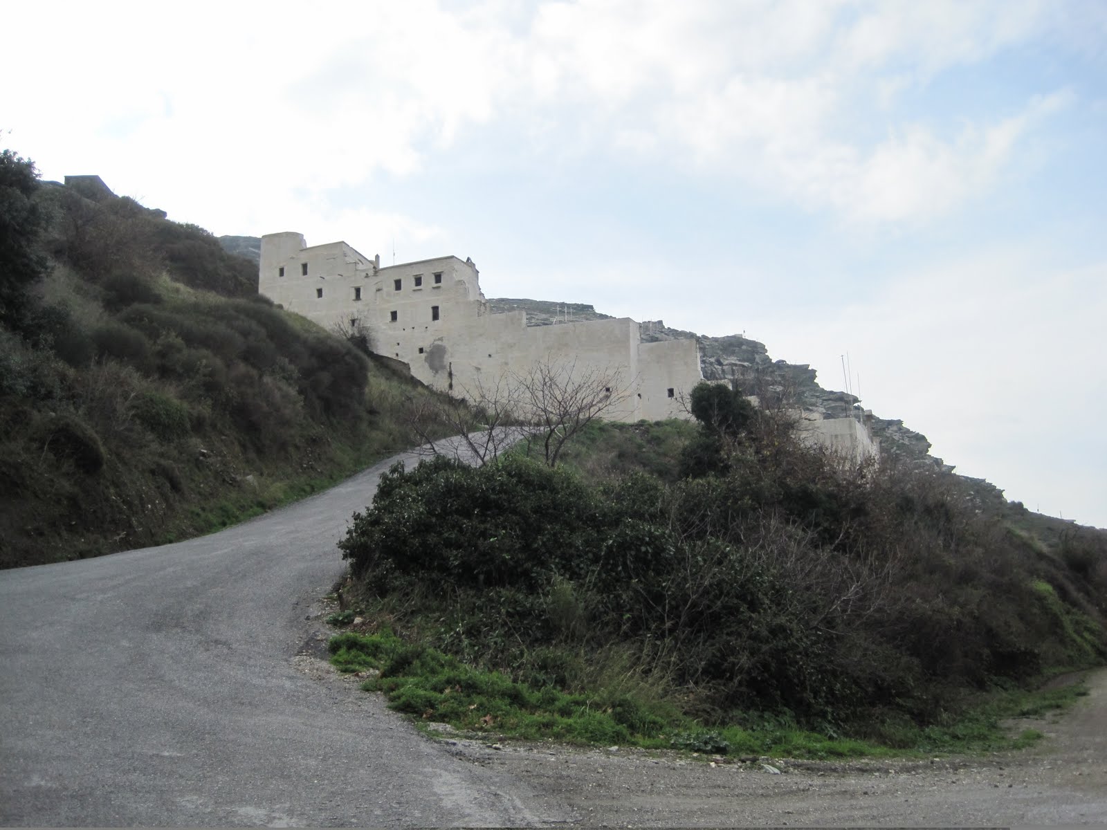 [Andros+10.JPG]