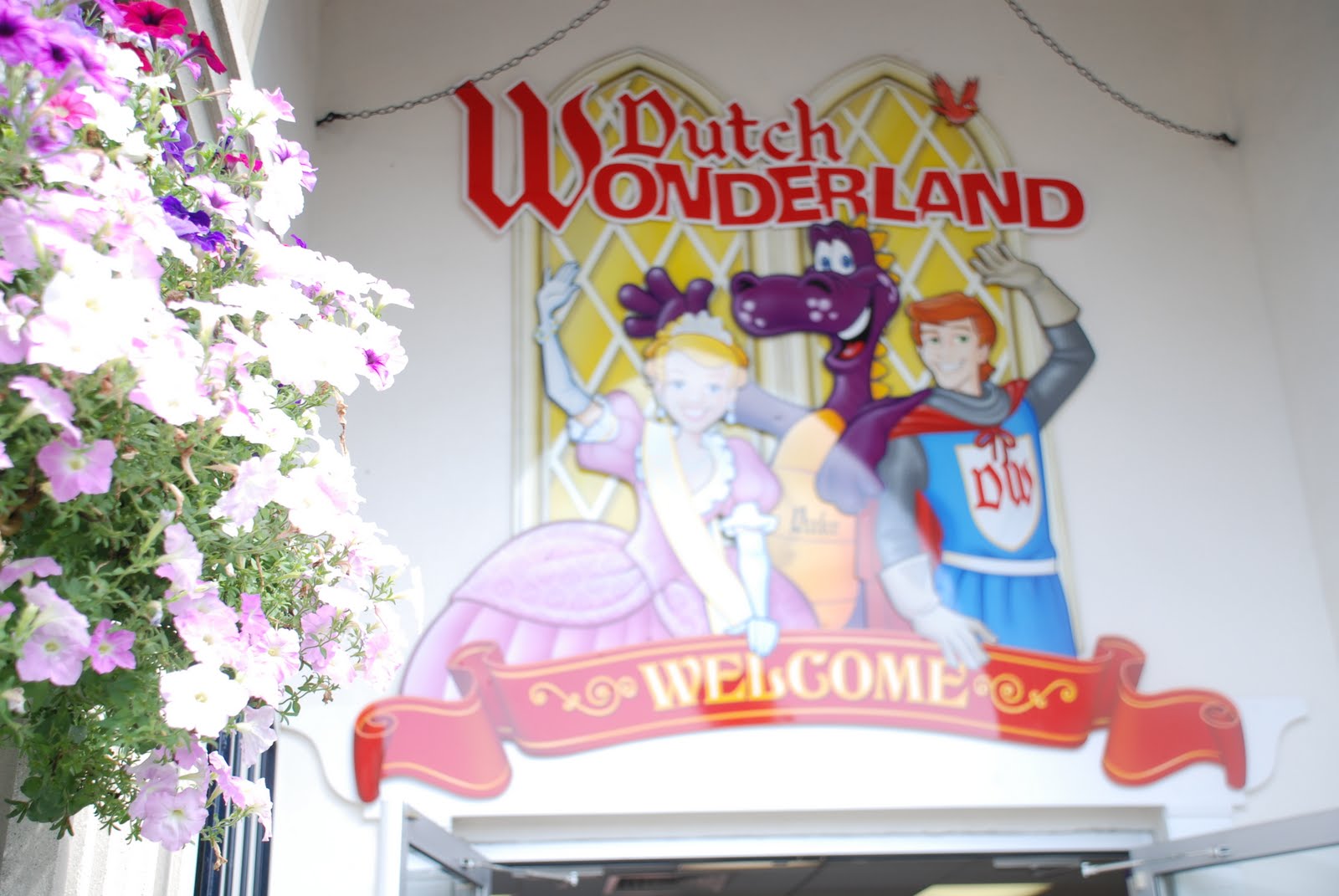 Busy Lee Family: Dutch Wonderland Fun!