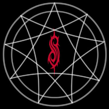 Docencia - LU7EDU: The Slipknot Logo Star - Dibujo sobre el terreno.