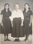 Doña Maria Eugenia Avila ( 1886 - 1980 )  vivio 94 años, Madre de Don Jose  foto 1963