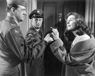 Karl Malden, Richard Widmark y Elaine Stewart en Hombres de infantería (1953)