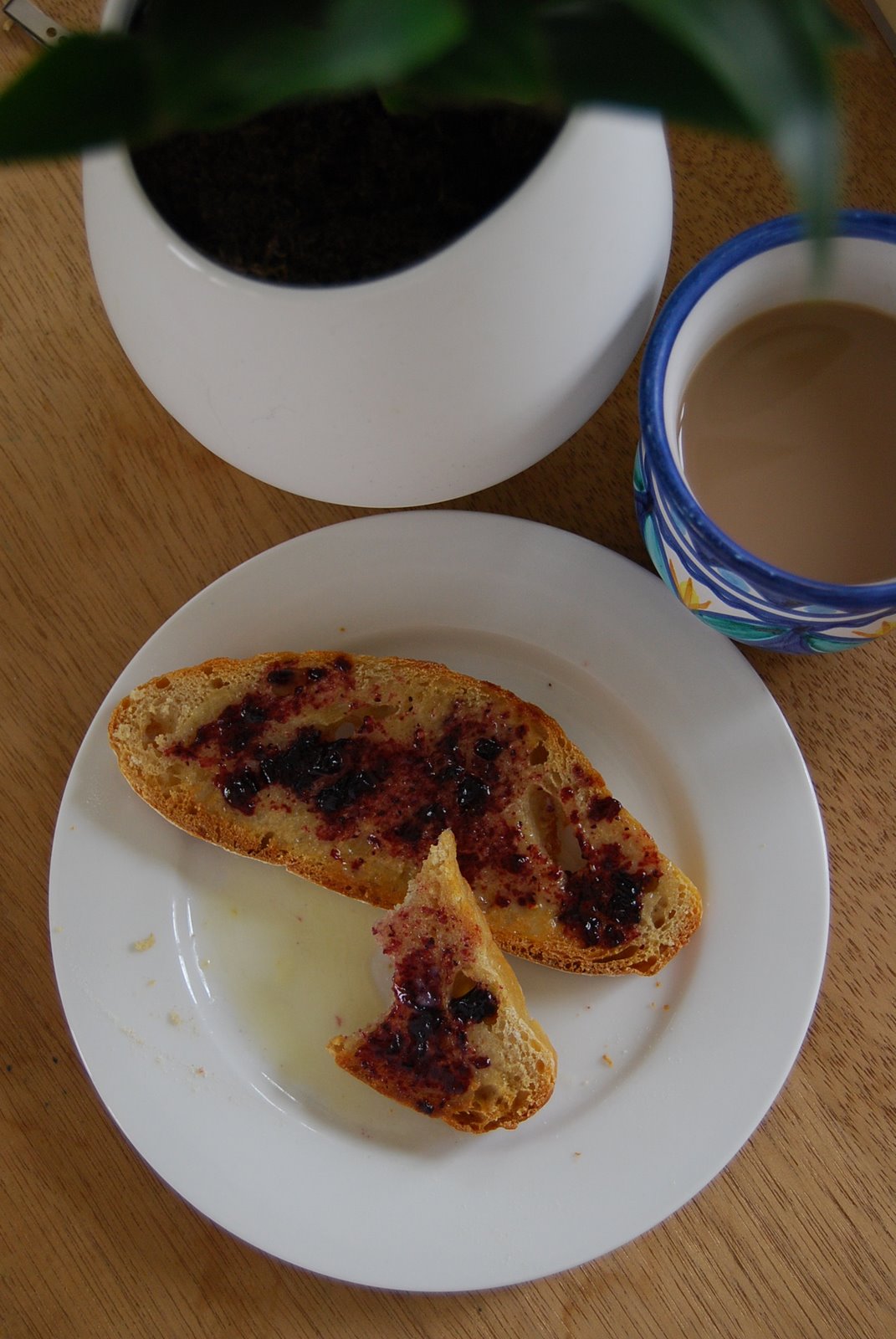 [artisan+toast+for+breakfast.JPG]