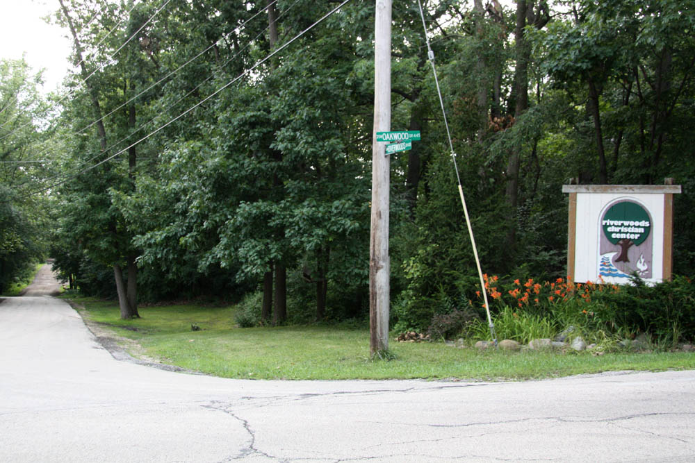 [Road+to+Riverwoods.jpg]