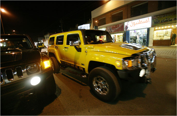 [30hummer.450.jpg]