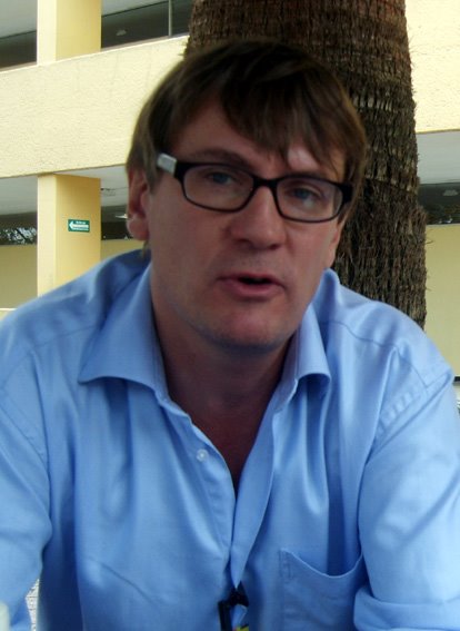 [081010Thomas.jpg]