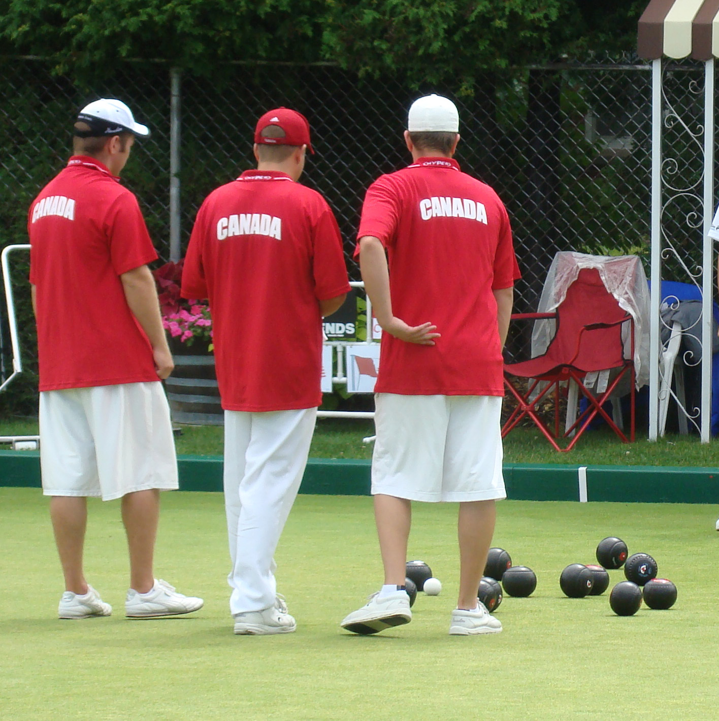 Lawn Bowling in Burlington BURLINGTON LAWN BOWLERS IN THE ORIENT