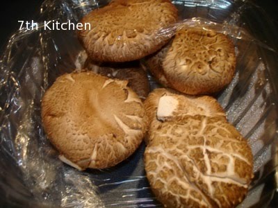 [Three+mushroom+risotto+4.JPG]