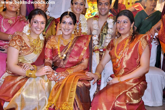 Scoop On The South Soundarya Rajinikanth S Wedding Pics D