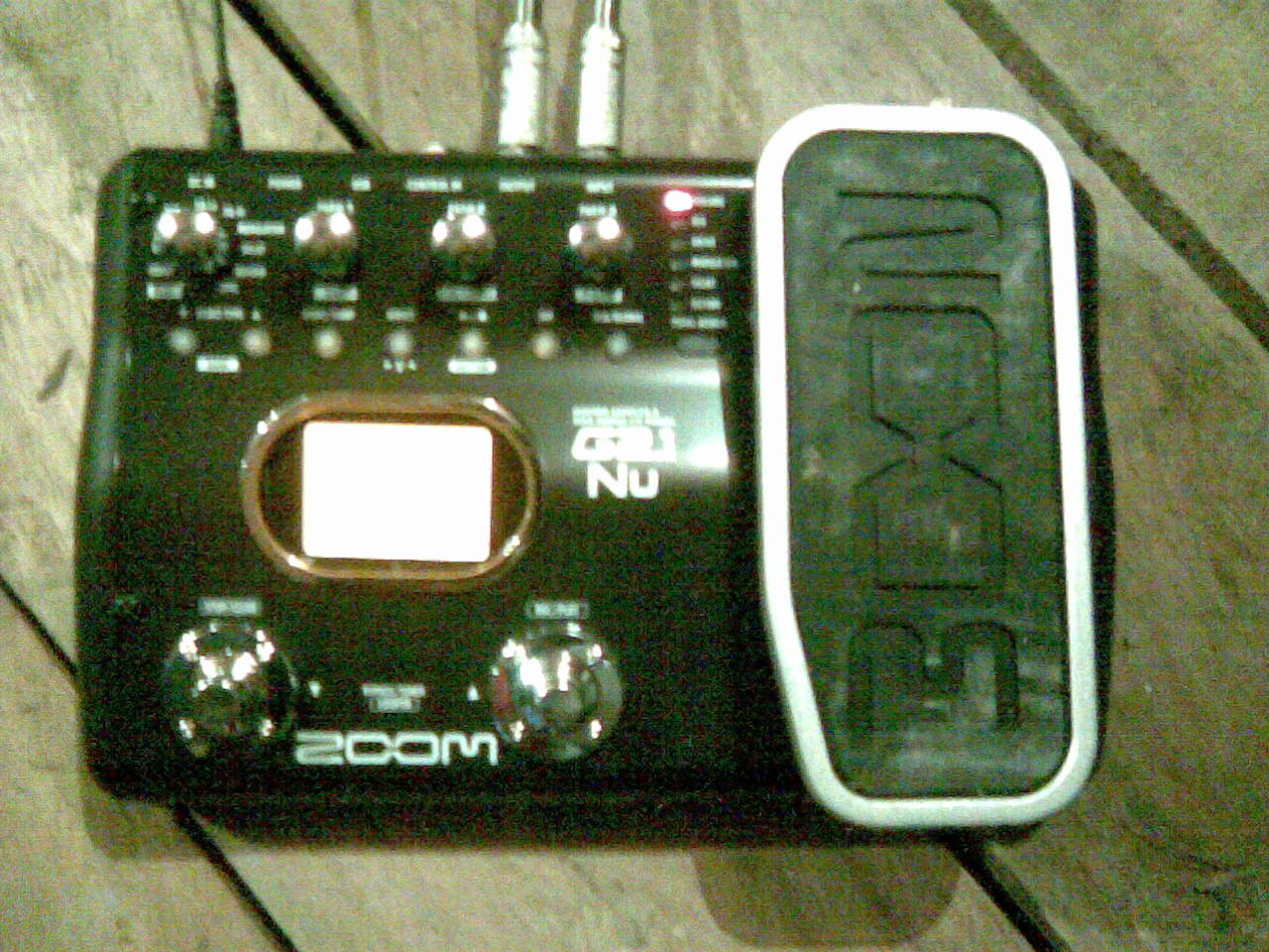 Zoom G2 Multi-Effects Guitar Pedal