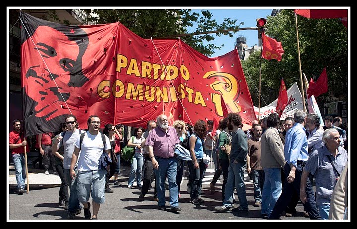 Federación Juvenil Comunista Opinión del Partido Comunista ante el