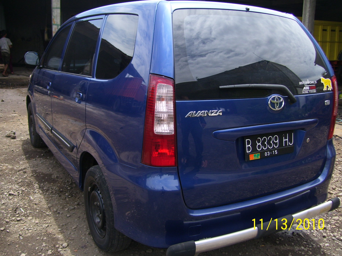 Legenda Jalanan: Mengupas Tuntas Toyota Avanza Tipe E 2005