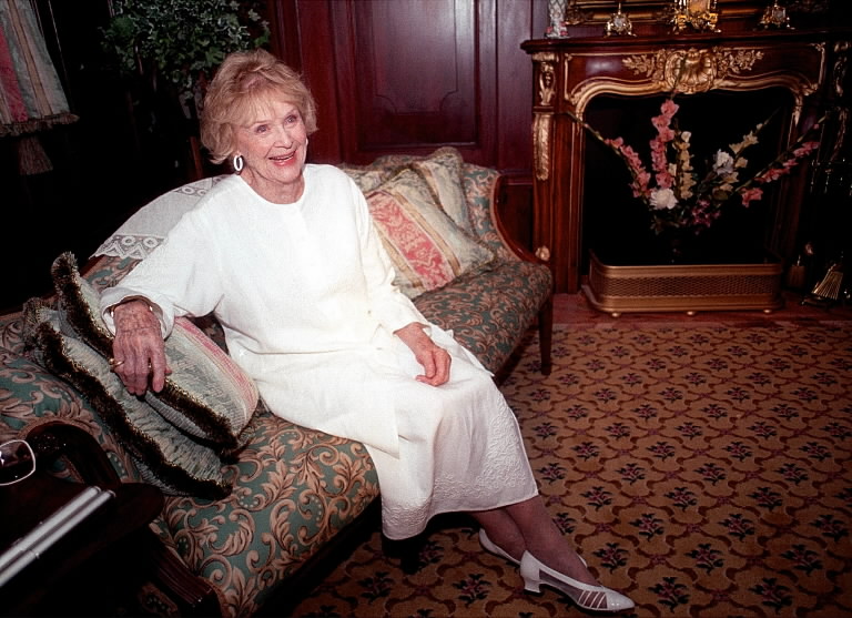 Gloria Stuart Sylvia Vaughn Sheekman Thompson The Journey To The Top: September 2010