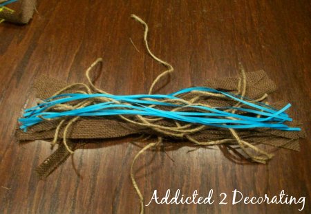[diy+ribbon+and+burlap+tassel+13.jpg]