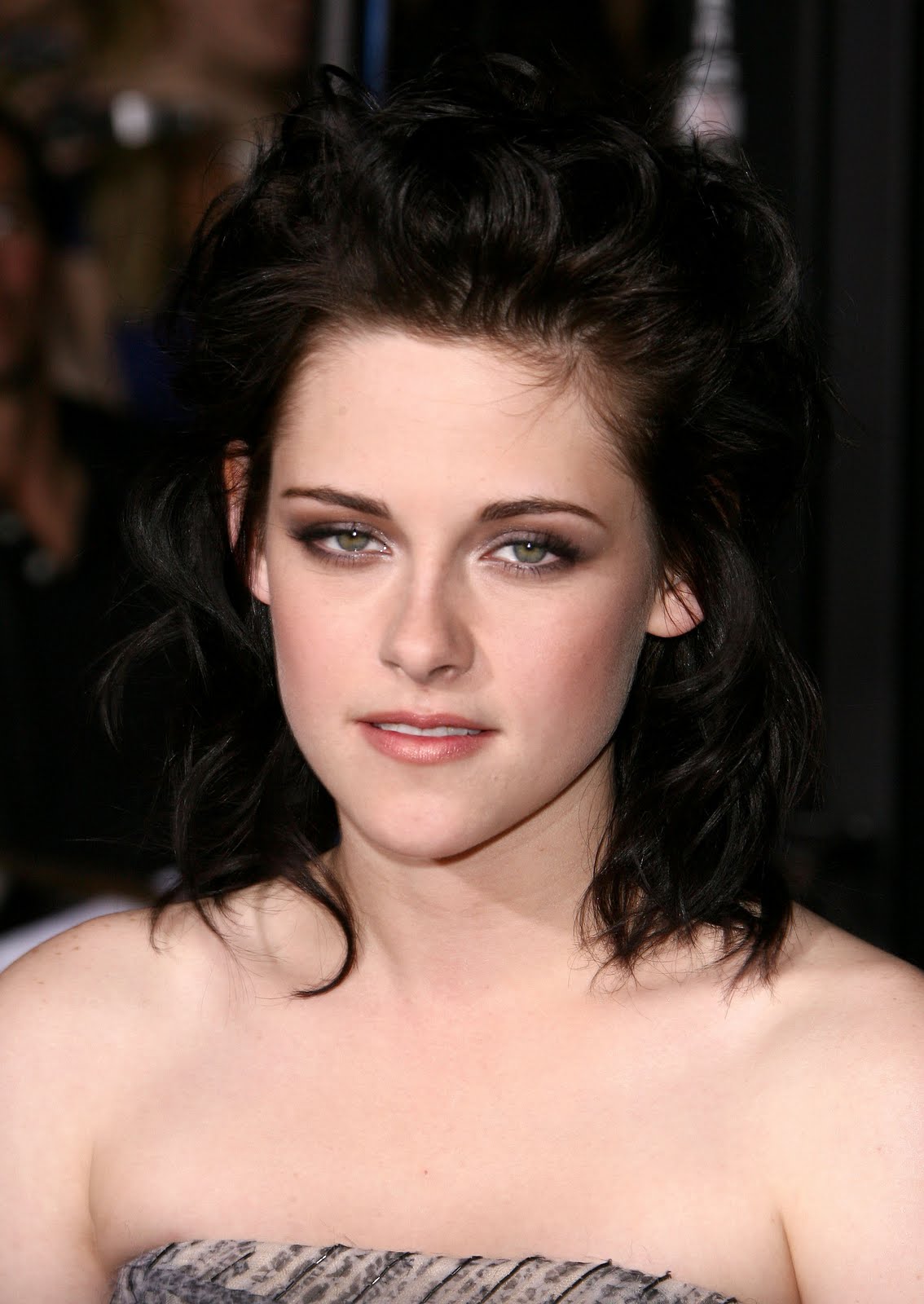 Kristen Stewart @ Twilight Saga: New Moon premiere in Los Angeles ...