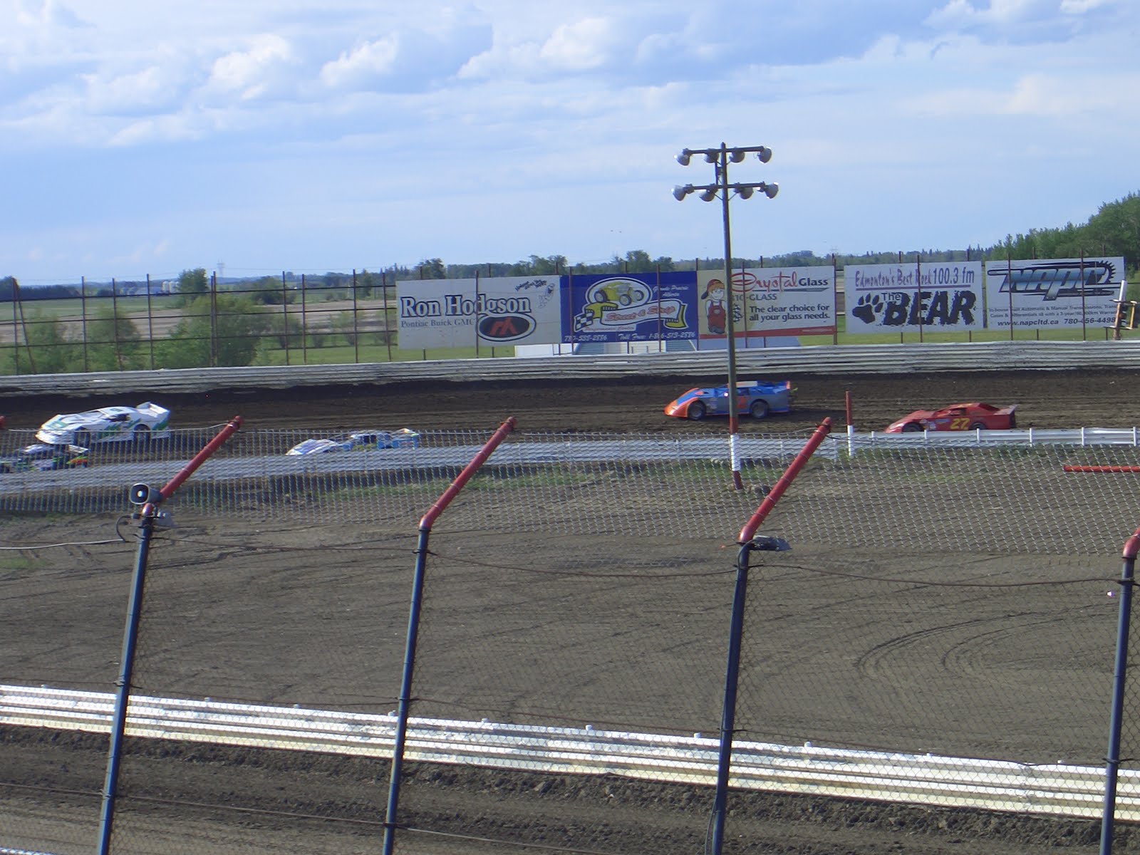 Adventures of a Saskatchewan Girl: Edmonton Fantastic #2 - At the races
