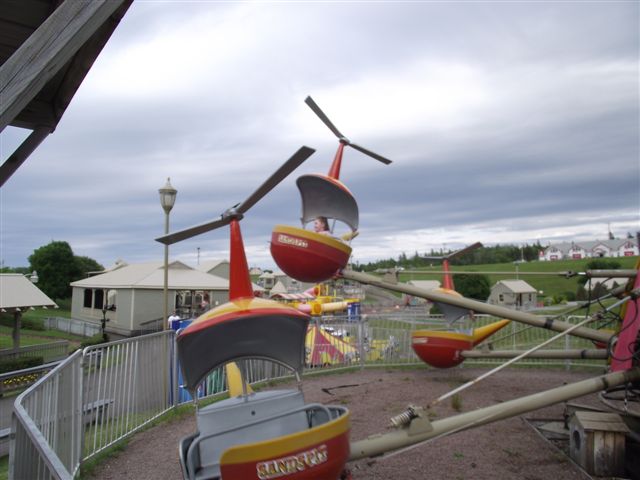 The Forbes Family: Sandspit Amusement Park July 3