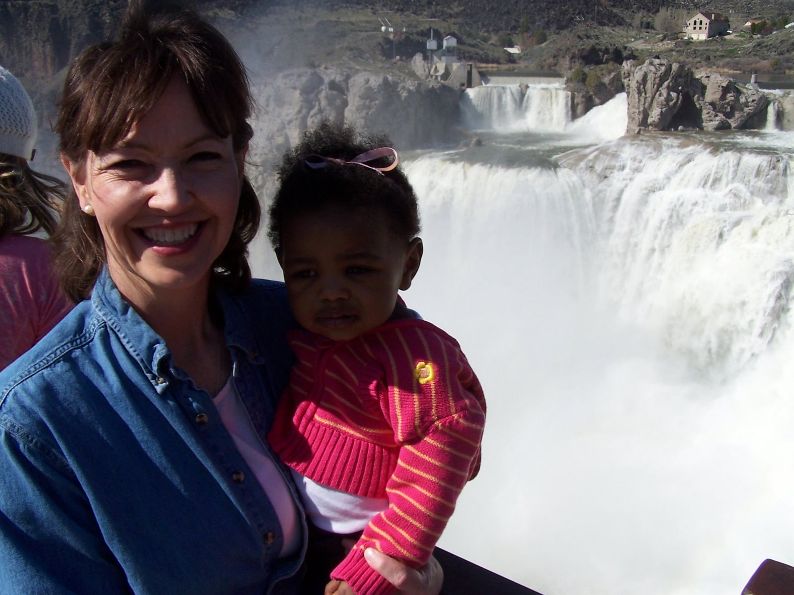 [Mom+and+Carly+at+Waterfall.jpg]