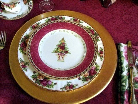 Old Country Roses Christmas Tablescape Canister Sets For Kitcen