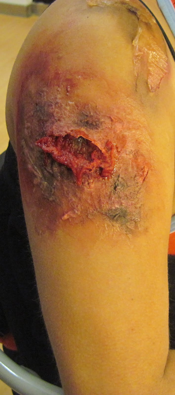 [Carcaterização++e+Efeitos+especiais+038.jpg]