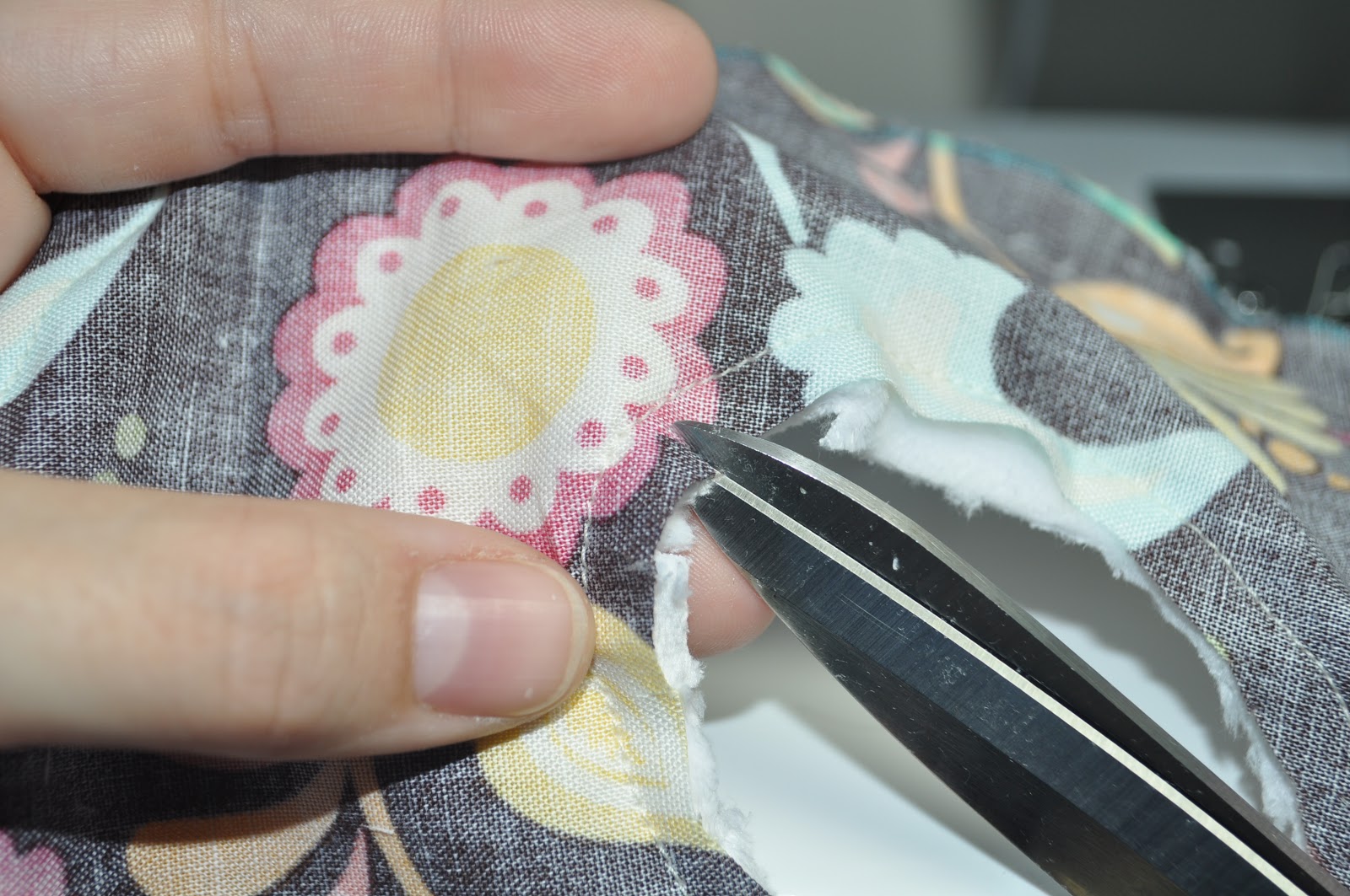 Darning Diva Toddler Travel Pillow Tutorial