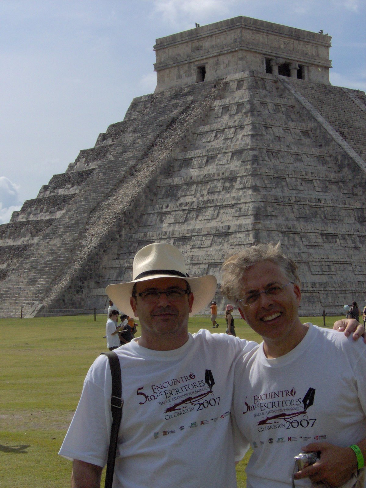 [Chichén+Itzá.JPG]