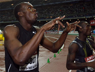 [usain+Bolt+celebra+su+victoria+en+la+reunión+parisina..jpg]