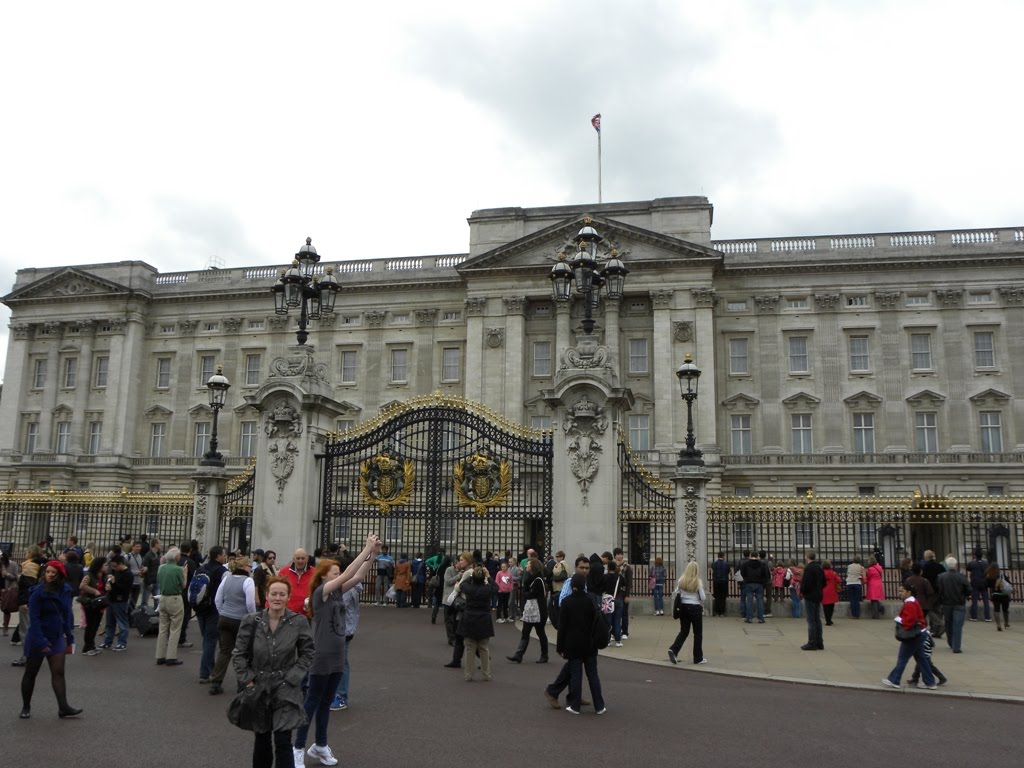 Travels - Ballroom Dancing - Amusement Parks: Buckingham Palace, the