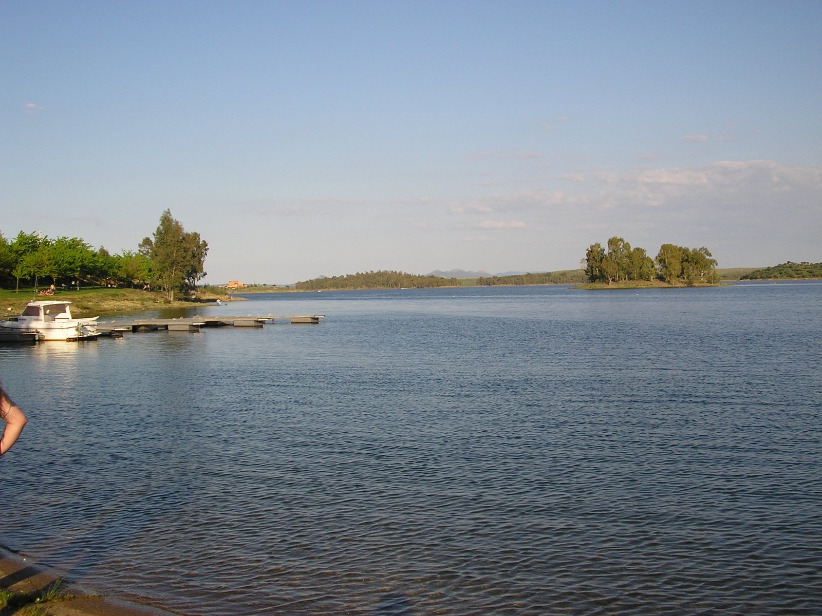 [Pantano+de+Orellana.jpg]