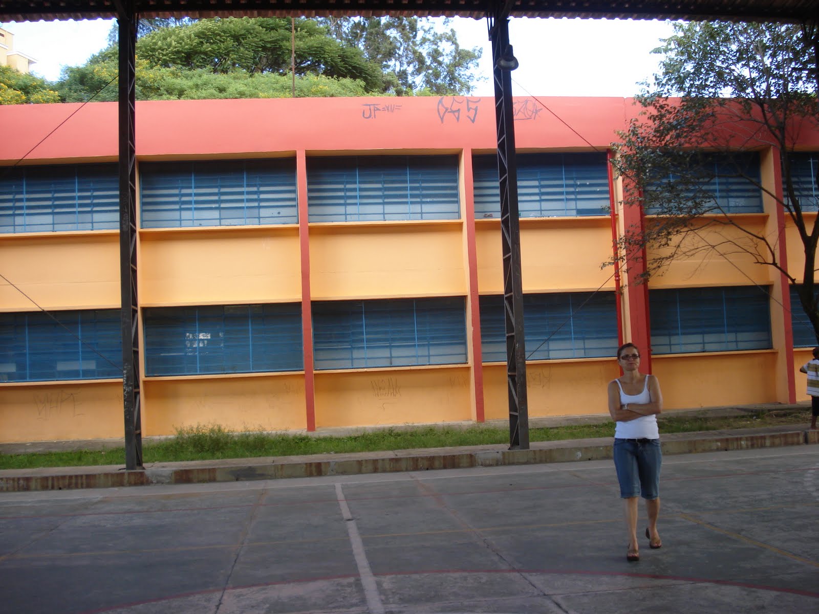 EE.PROF.ALMEIDA JUNIOR- Diretoria de Ensino Centro Oeste
