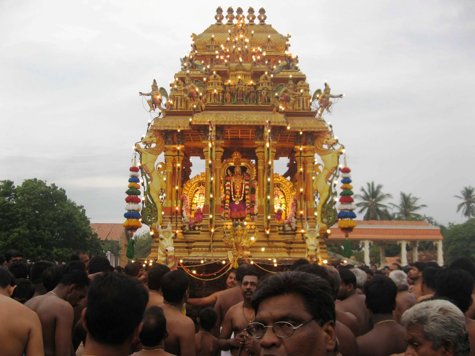 NORTHEASTERN TOURISM Nallur Festival