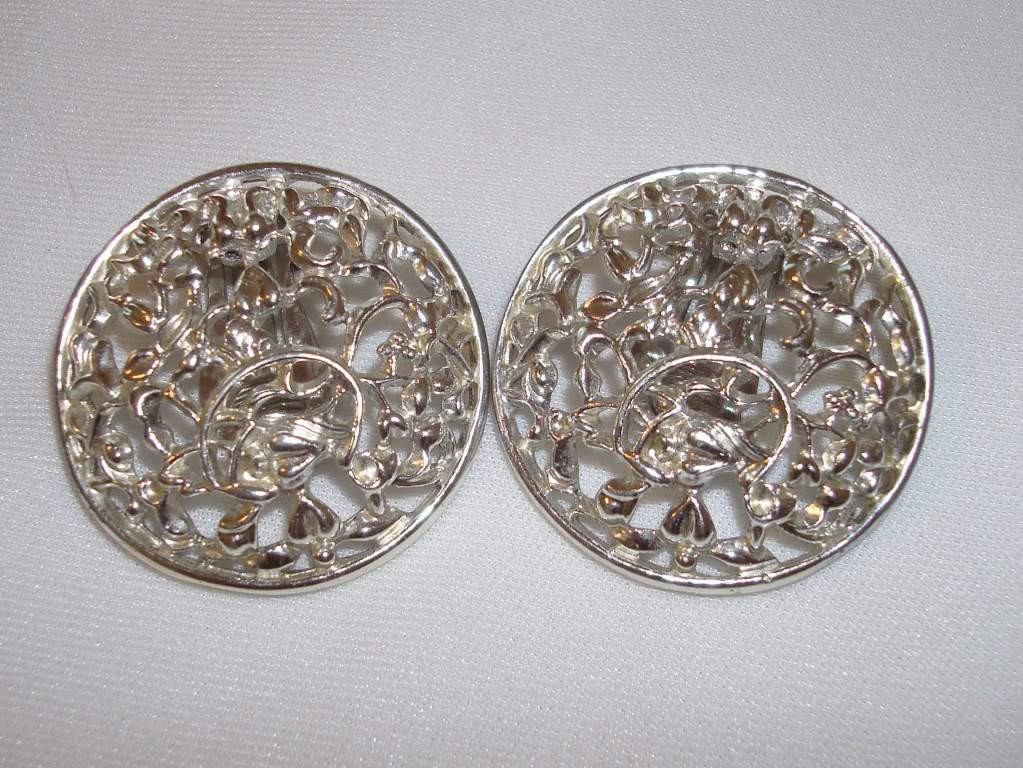 My Vintage Treasures Vintage SARAH COVENTRY Jewelry