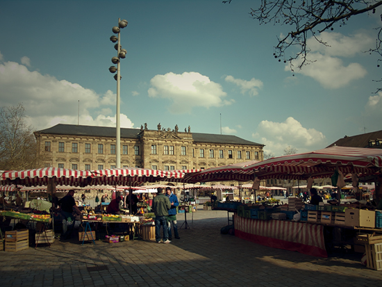 Produce Market, Schlossplaty, Erlangen, Germany - photo by Joselito Briones