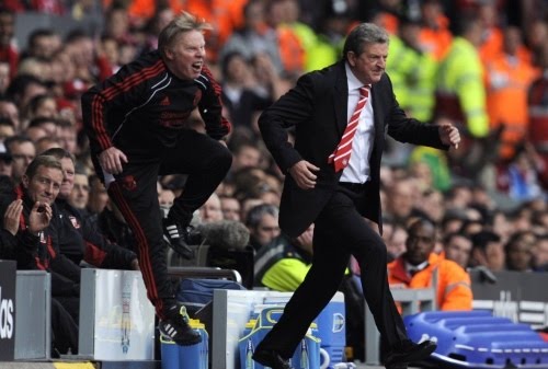 liverpool-coach-hodgson-and-assistant-lee-react-during-their-english-premier-league-soccer-match-against-sunderland-liverpool.jpg