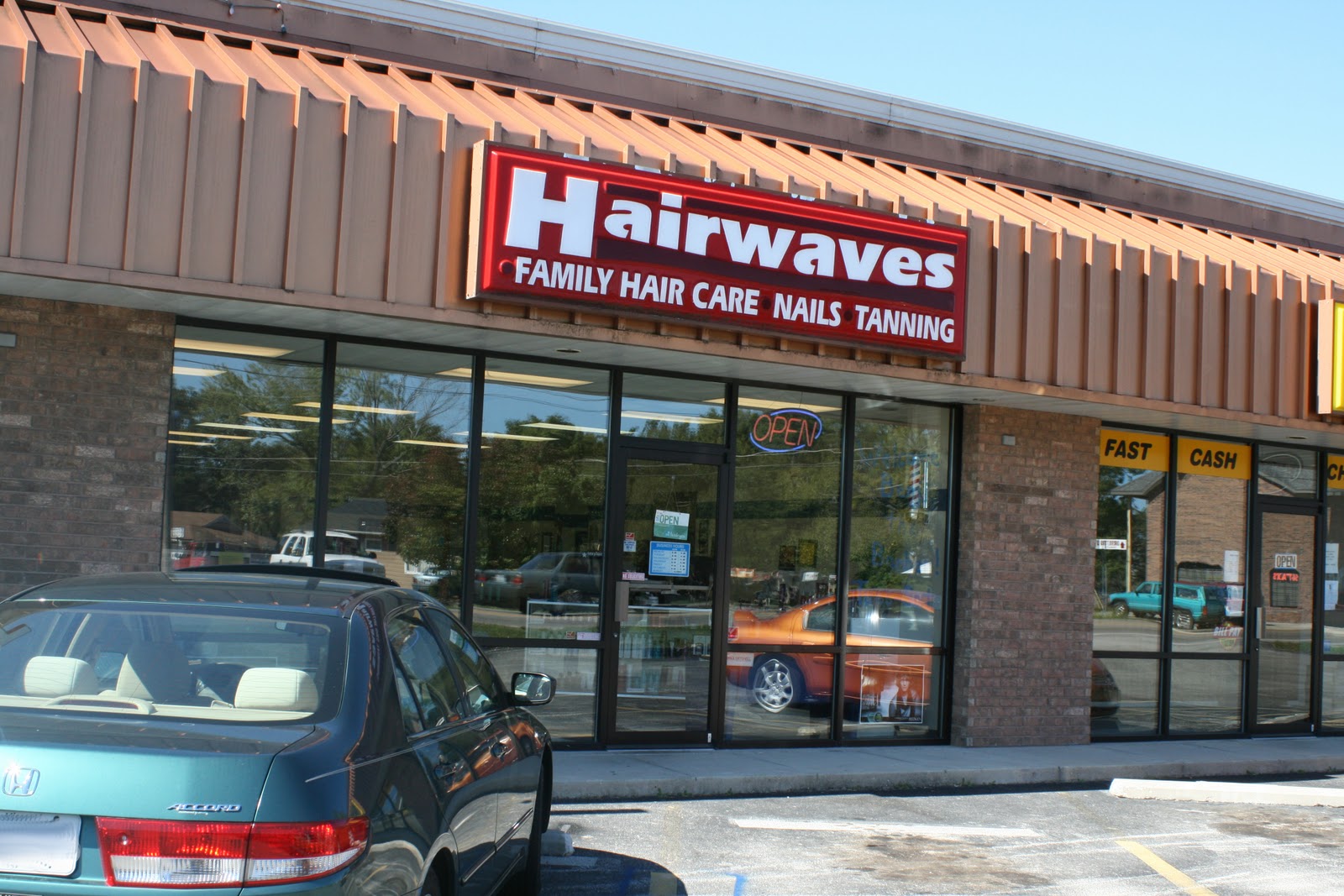 Hairwaves in Forsyth Missouri