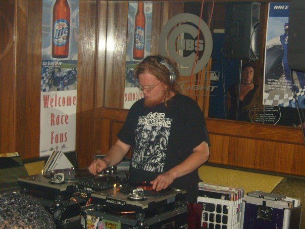 [n6804398_39276142_3145.jpg]