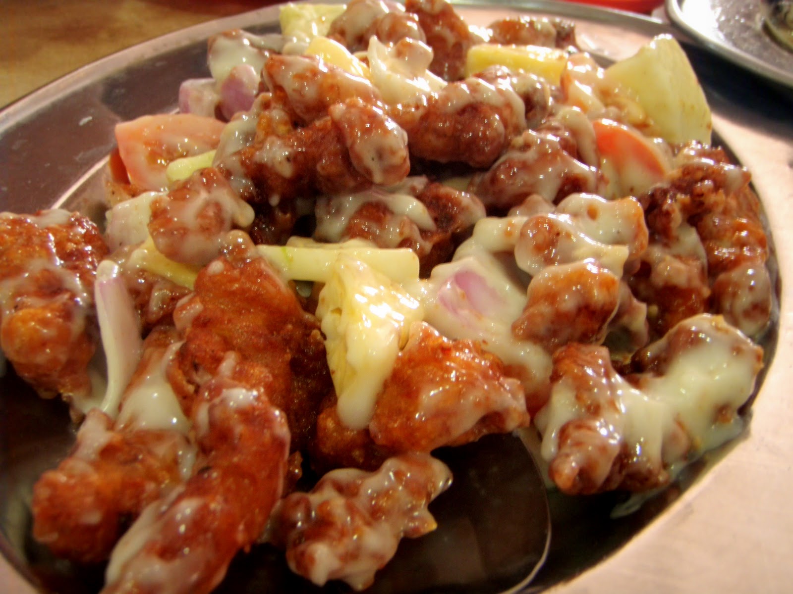 fork her with food Fong Chum Seafood