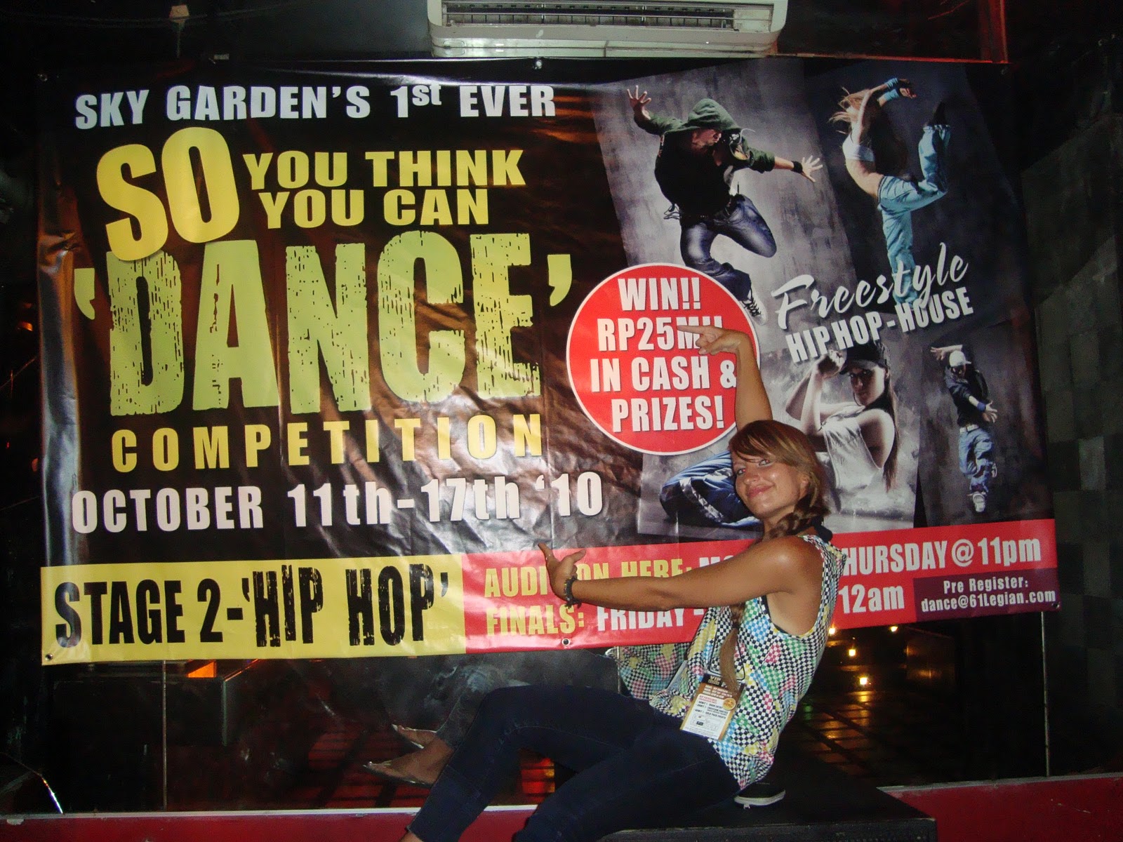 Winning in a dance contest in Kuta Bali | Magu Bee at World's End