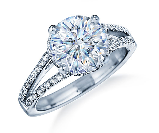 In UK and North USA these engagement rings are commonly used only by women