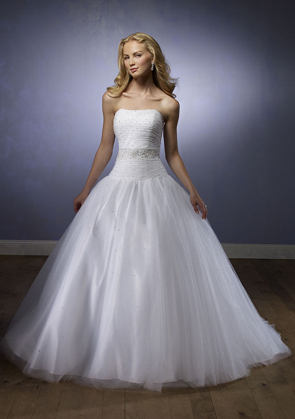 2010-morilee-bridal-gown-2010-3.jpg