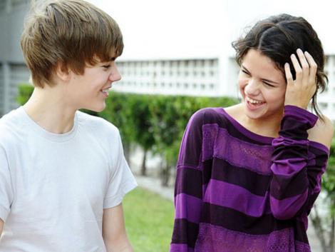 are selena gomez and justin bieber dating. justin bieber dating selena