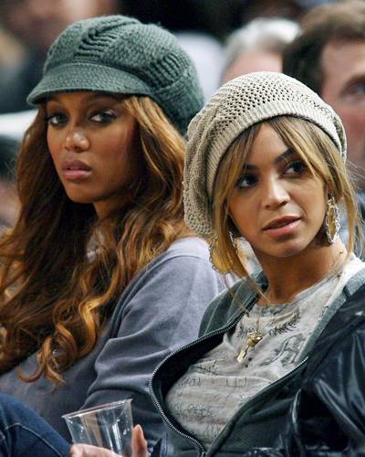 [tyra-banks-with-beyonce.jpg]