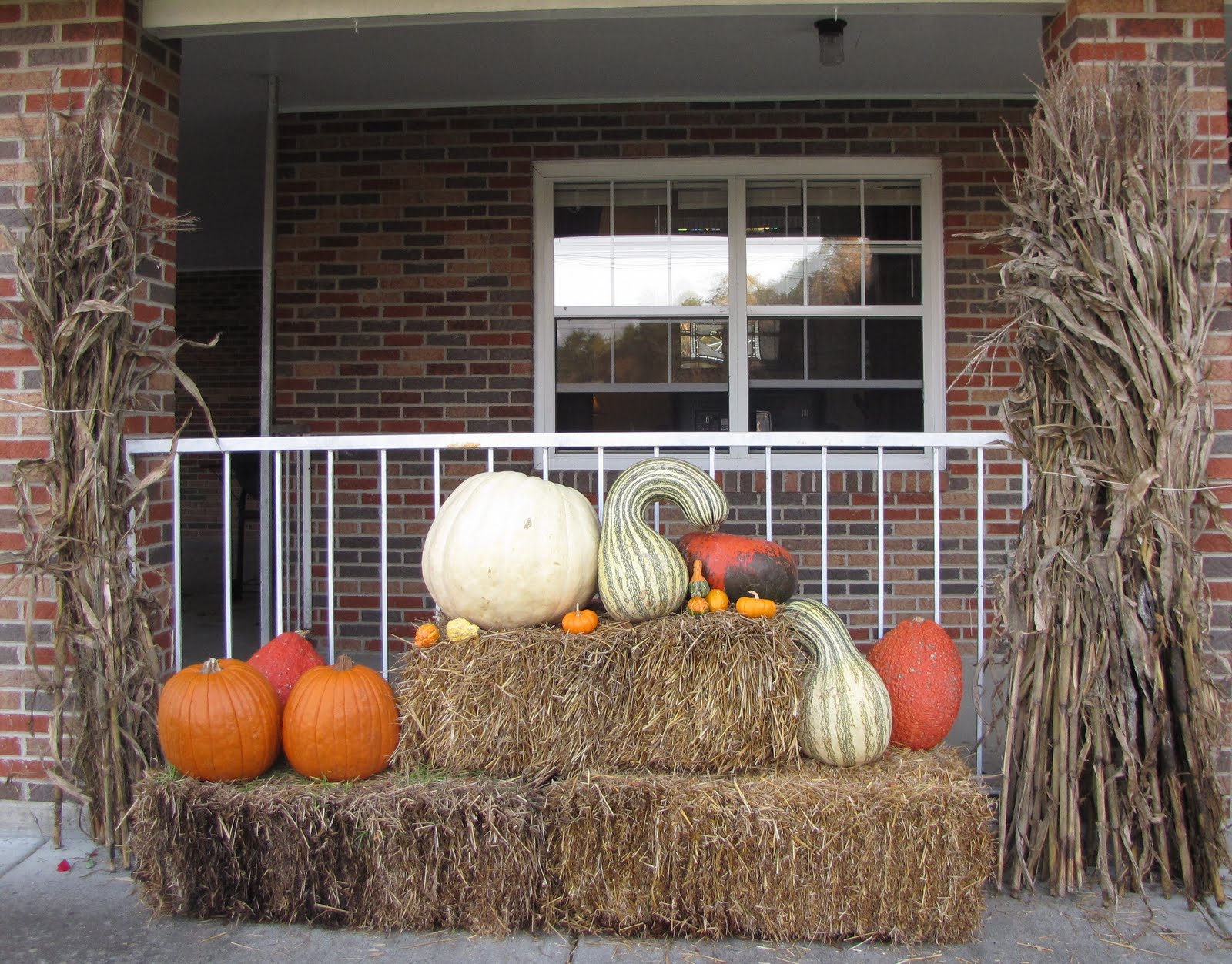 My Life As A Wife: Our Fall Decorations