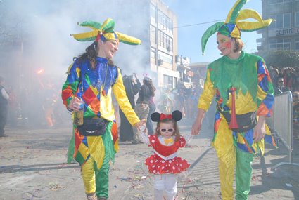[carnavali+2.JPG]