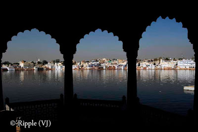 Posted by Ripple(VJ) : Glimpses of Pushkar-Ghats around Puhkar-Lake during Camel Fair-2008 (Pushkar Lake is actually surrounded by different Ghats/Temples... ):: View of different ghats from Jaipur-Ghat...