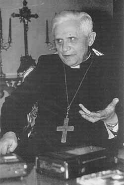 [Ratzinger_4.jpg]