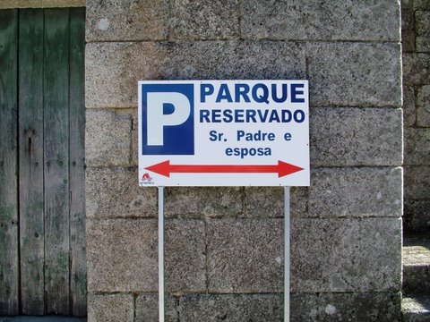 [Estacionamento.jpg]